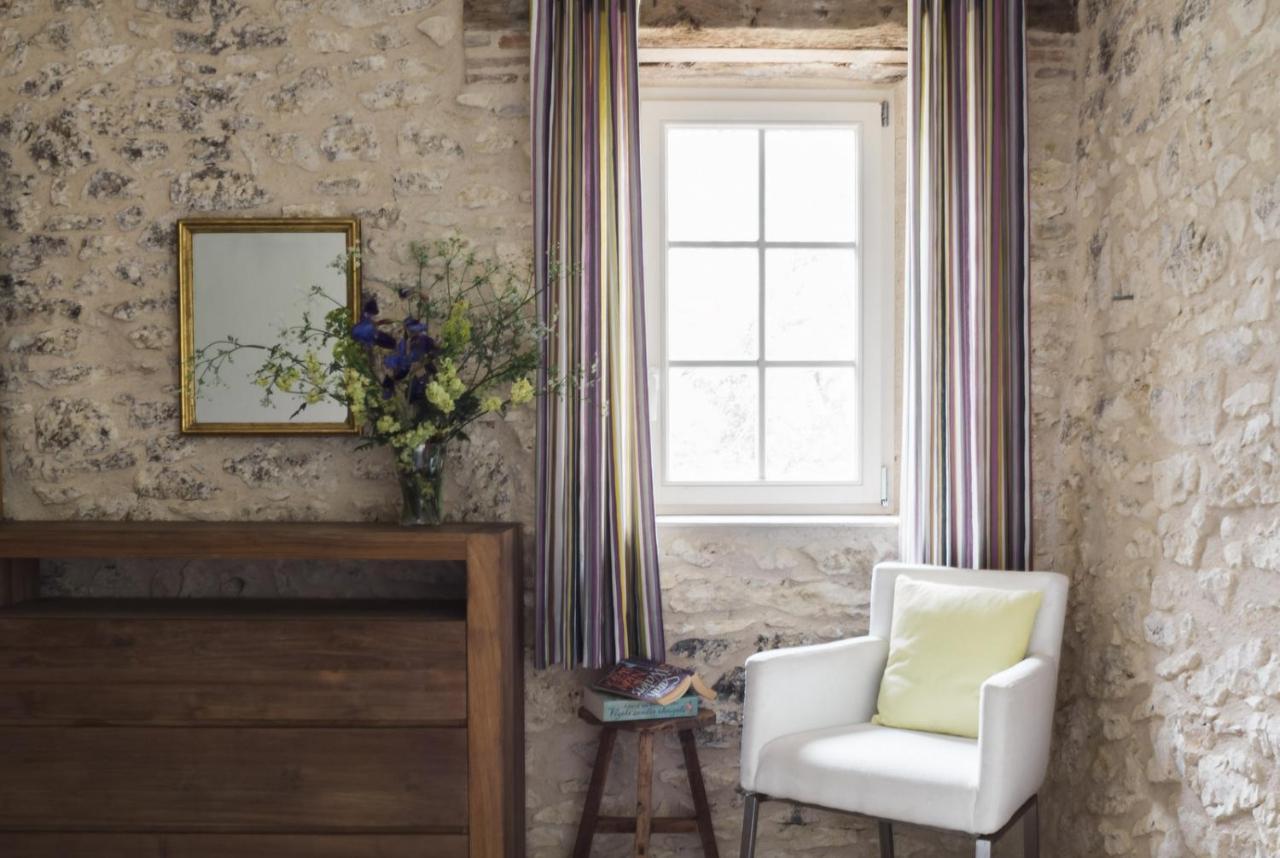 Chateau De Puissentut Bed & Breakfast Homps  Bagian luar foto