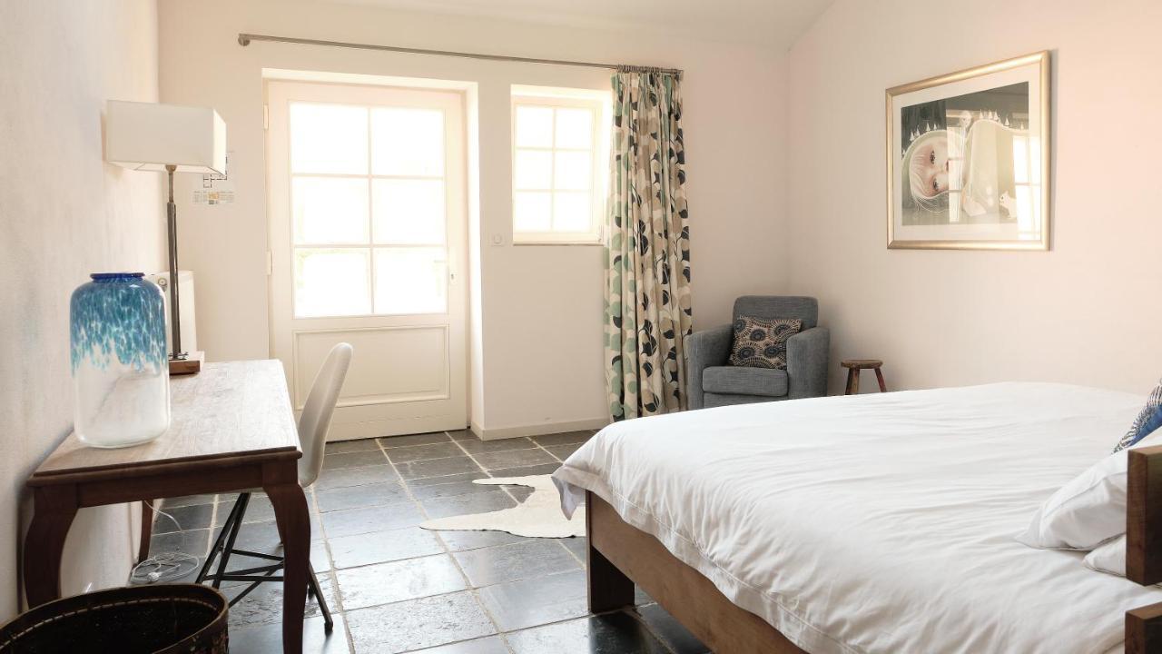 Chateau De Puissentut Bed & Breakfast Homps  Bagian luar foto